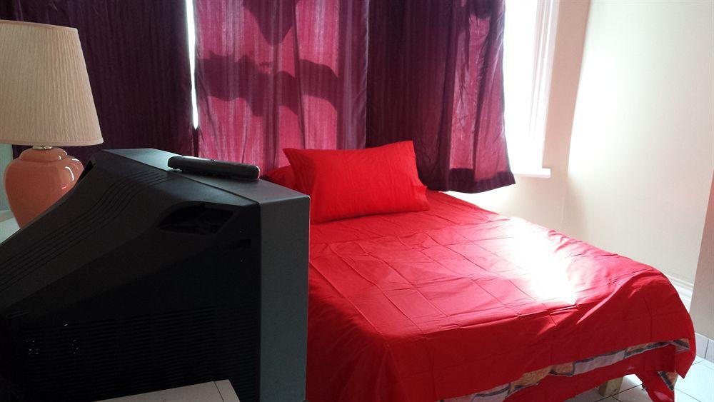Toronto Travellers Home المظهر الخارجي الصورة