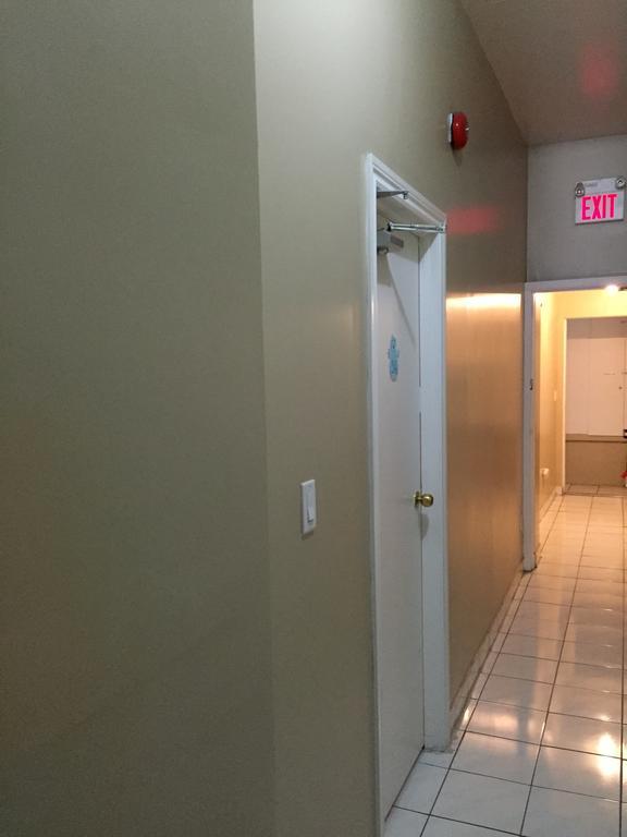 Toronto Travellers Home الغرفة الصورة