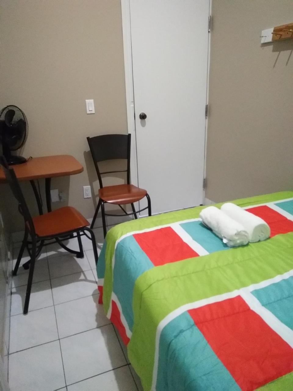 Toronto Travellers Home المظهر الخارجي الصورة